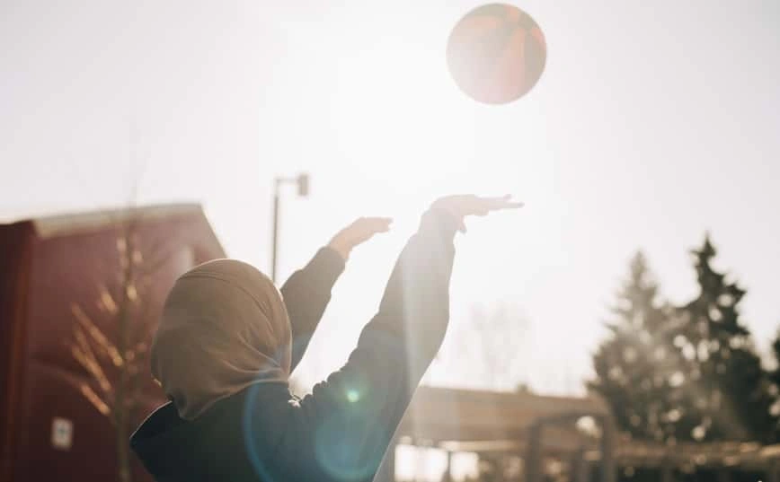 France : Amnesty International réclame la fin de l'exclusion des sportives voilées